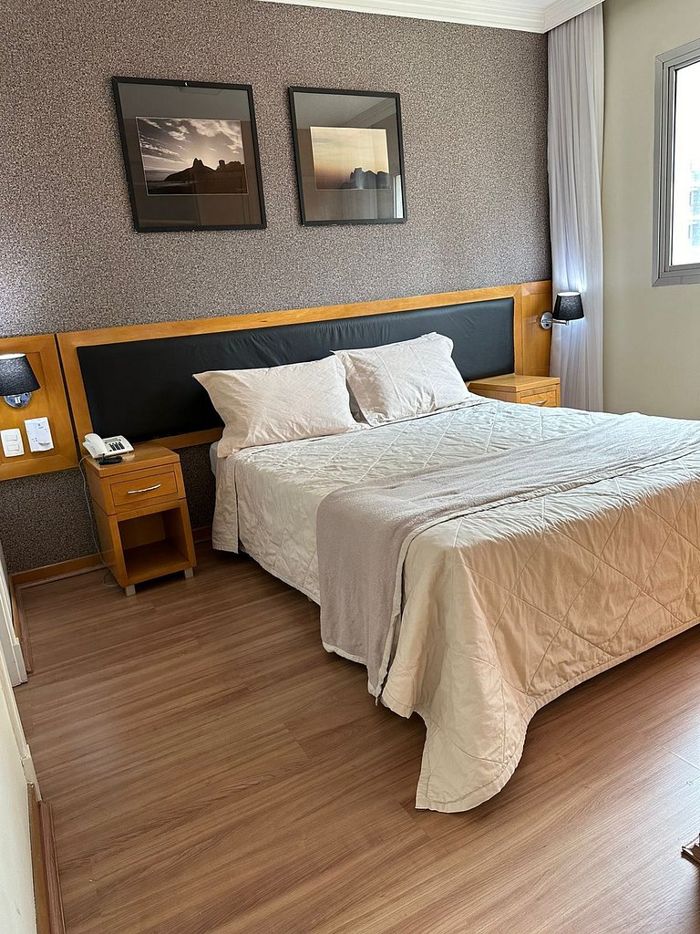 Add Flat Oscar Freire