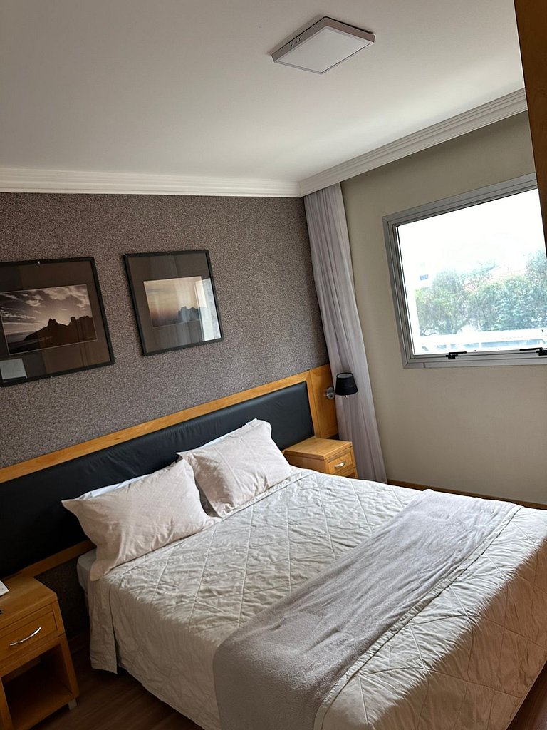 Add Flat Oscar Freire