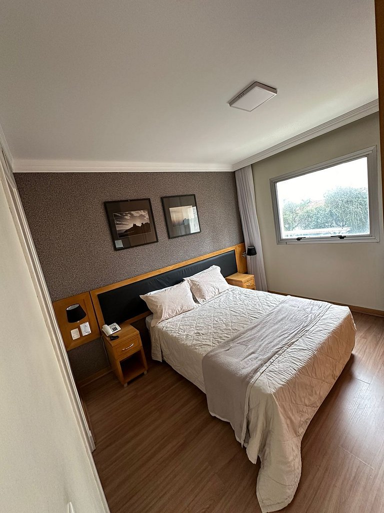 Add Flat Oscar Freire